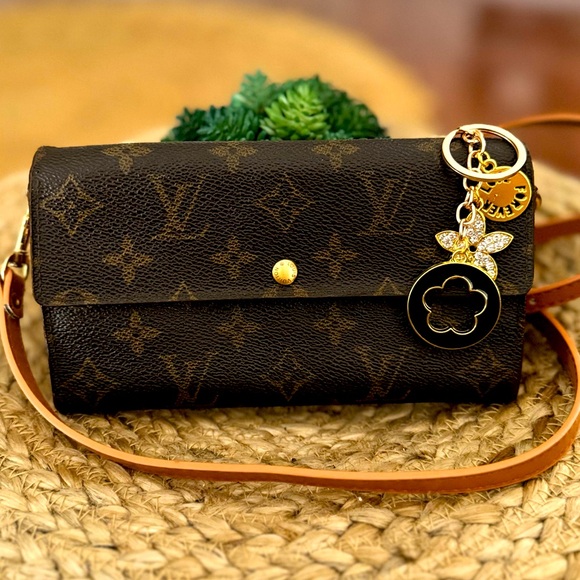 Louis Vuitton Handbags - Louis Vuitton Monogram Portefeiulle Sarah Long Bifold Wallet/converted